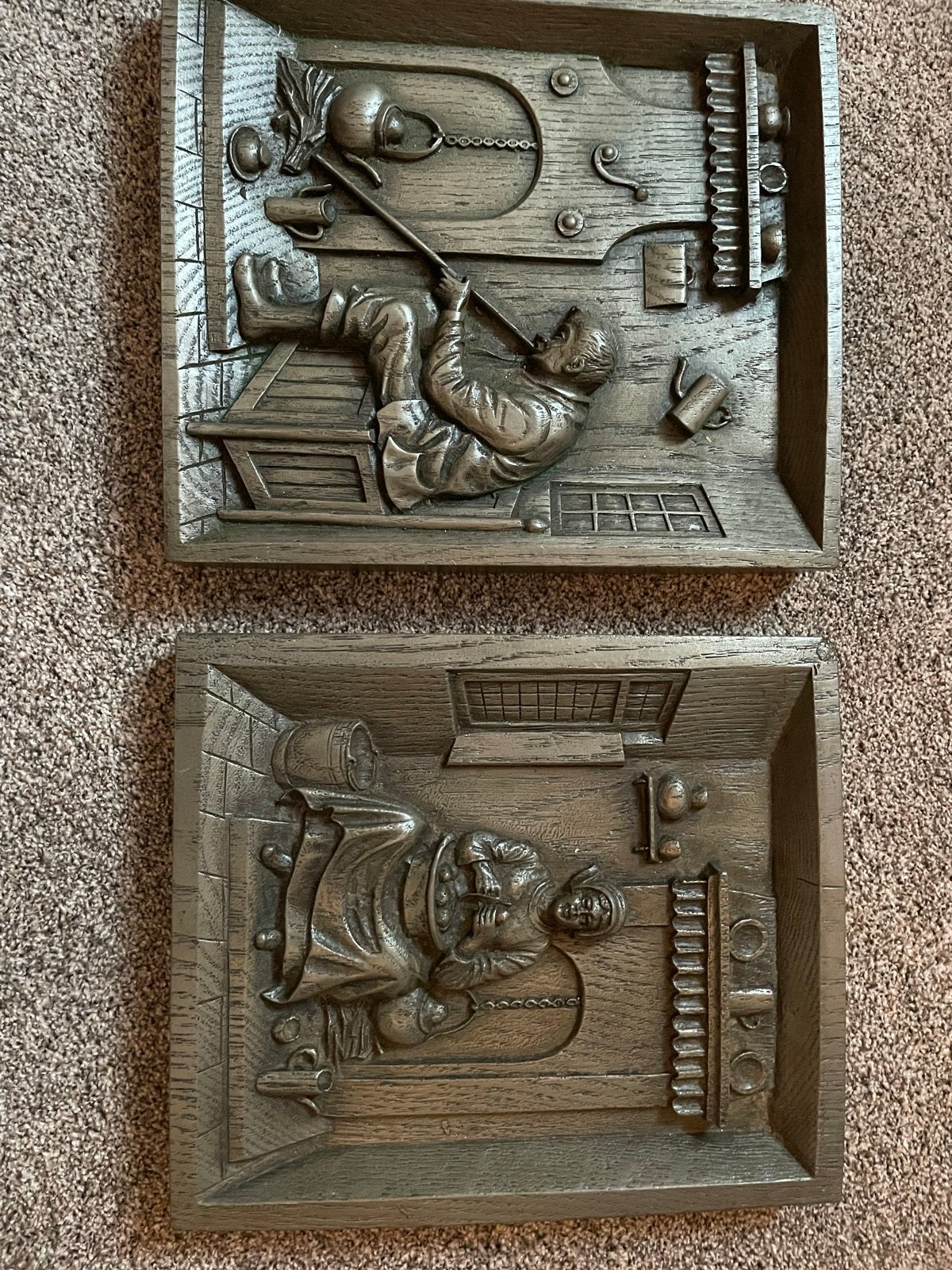 Set van 2 handgemaakte metalen wanddecoraties, Ophalen