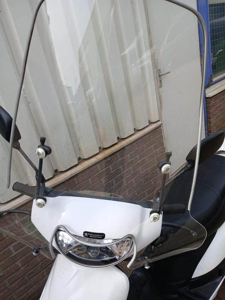 Windscherm Peugeot V-clic origineel 72cm +beugels Roma Vclic, Ophalen of Verzenden, Gebruikt, Overige typen, Peugeot
