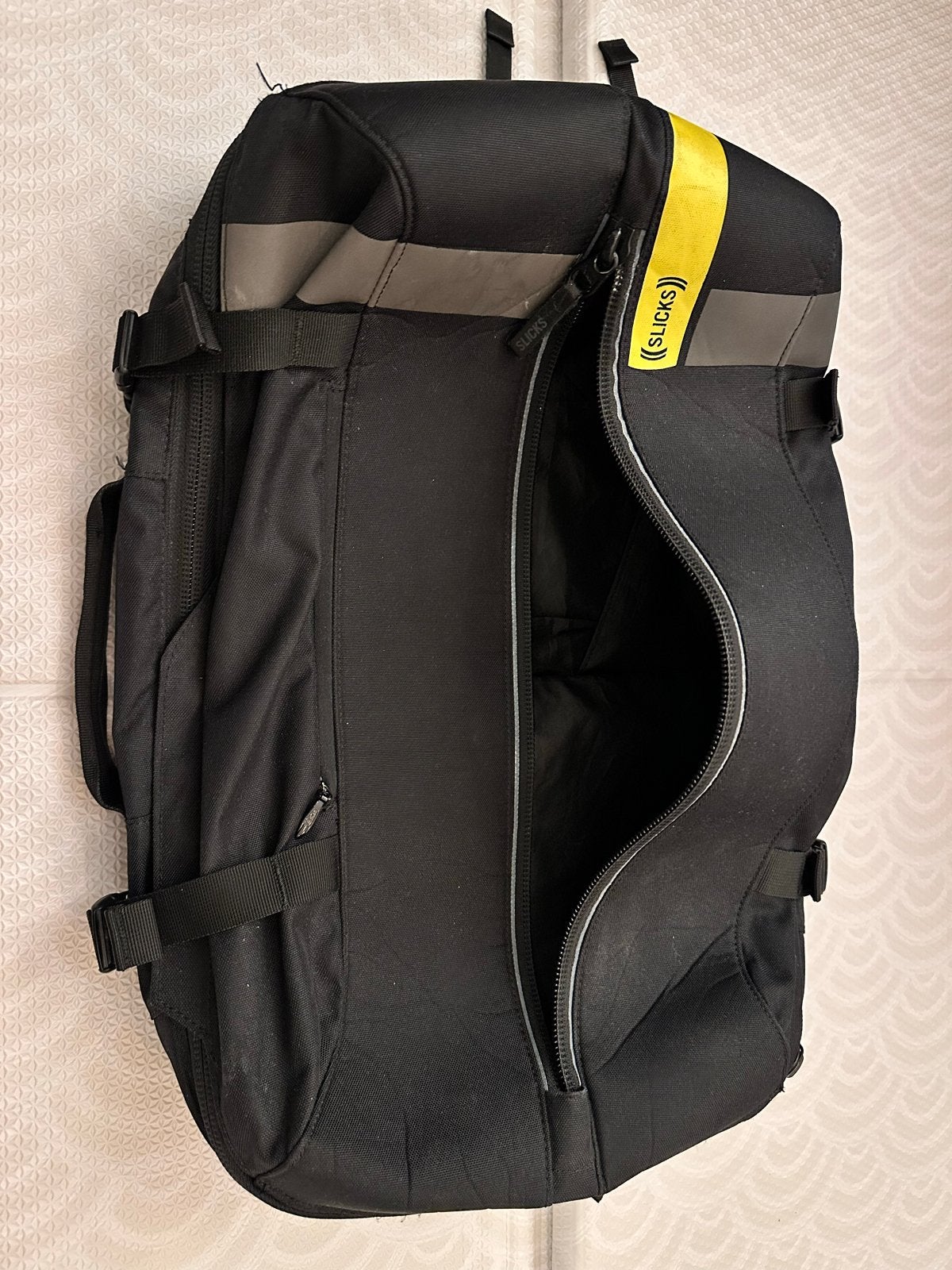 Slicks Travel backpack black / Reis rugzak zwarte, Gebruikt, 25 tot 40 cm, Ophalen of Verzenden, Waterdicht