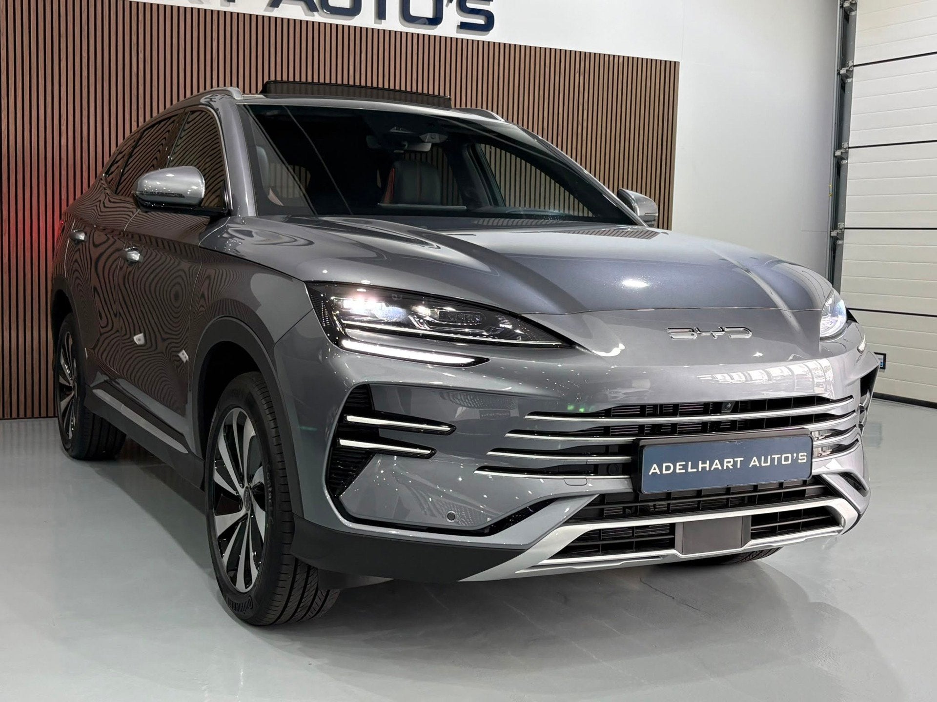BYD SEAL U 1.5 T DM-i AWD Design 325 PK / Panorama dak / Led, Auto's, BYD, Automaat, Seal U, 1498 cc, Bedrijf