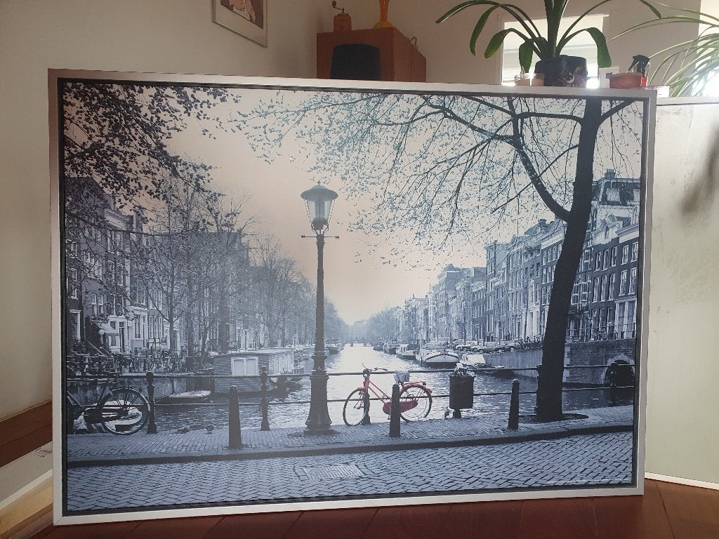 Foto Amsterdamse gracht + fiets, Ikea, VILSHULT, Huis en Inrichting, Woonaccessoires | Schilderijen, Tekeningen en Foto's, Ophalen