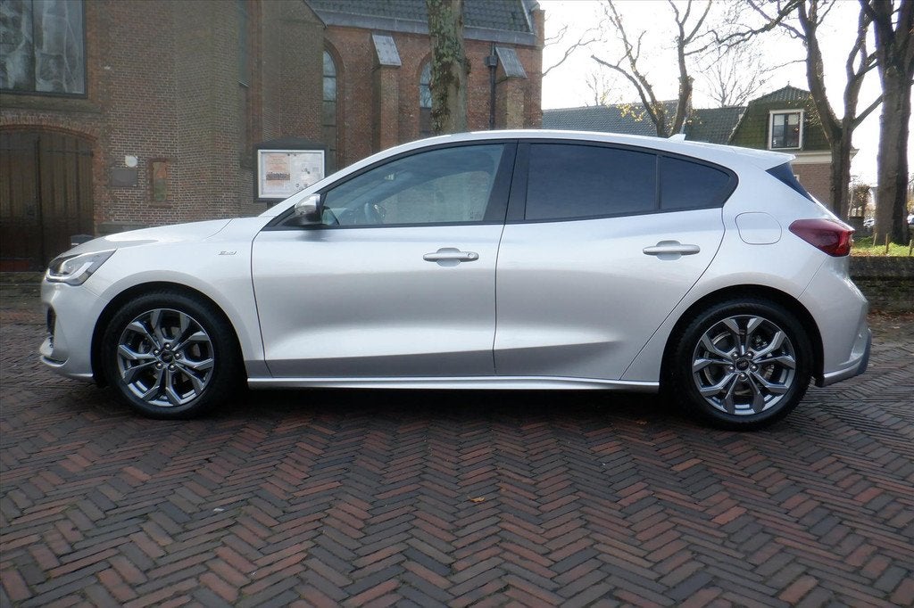 Ford Focus 1.0 EcoBoost Hybrid 125pk ST-Line- AUTOMAAT, 12 maanden, Stof, Gebruikt, Automatische klimaatregeling