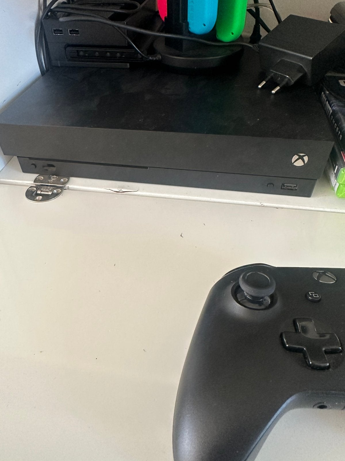 Xbox one X, Ophalen of Verzenden, Zo goed als nieuw, 500 GB, Met 1 controller
