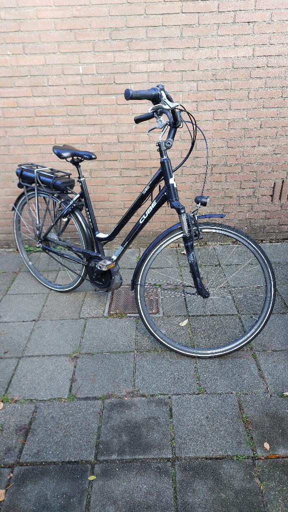 e-bike damesfiets Cube Bosch middenmotor 140km bereik, 54cm, Fietsen en Brommers, Elektrische fietsen, Ophalen, Gebruikt, 51 tot 55 cm