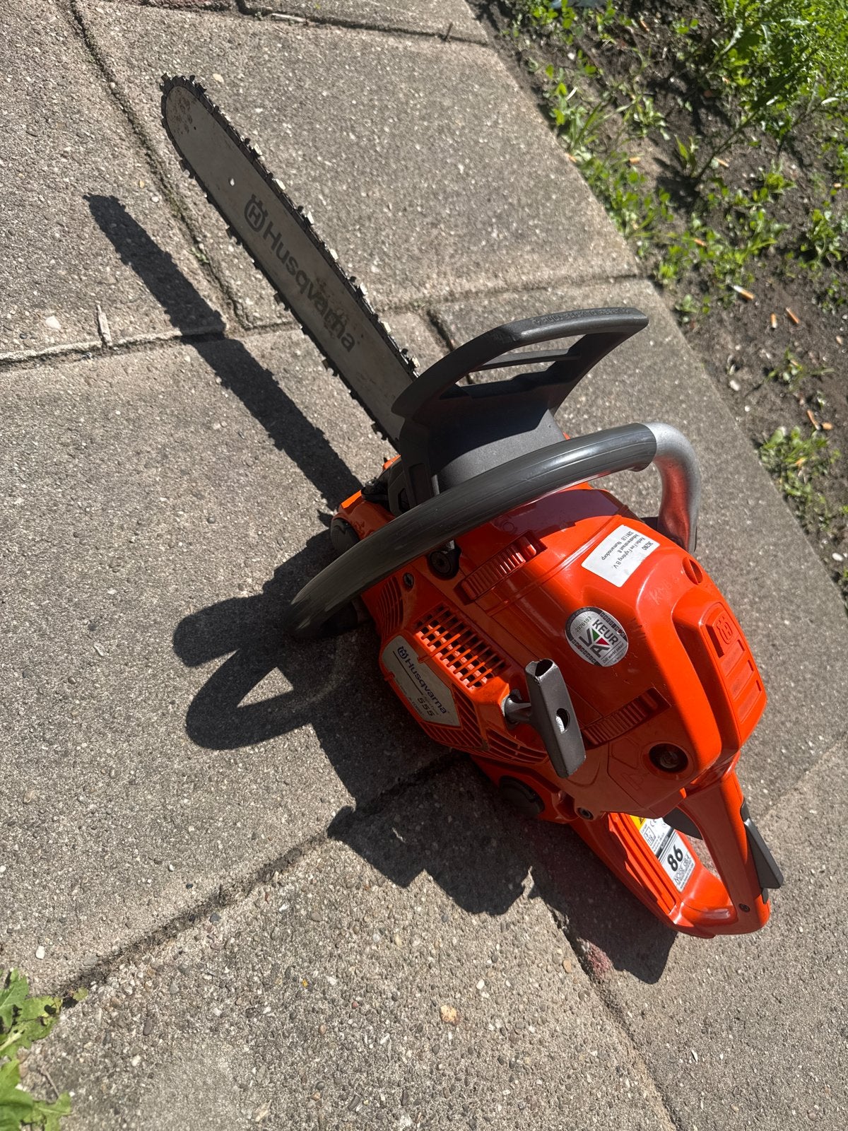 Husqvarna 555 Kettingzaag - Krachtig en Betrouwbaar, Ophalen, Gebruikt, 70 mm of meer, Kettingzaag