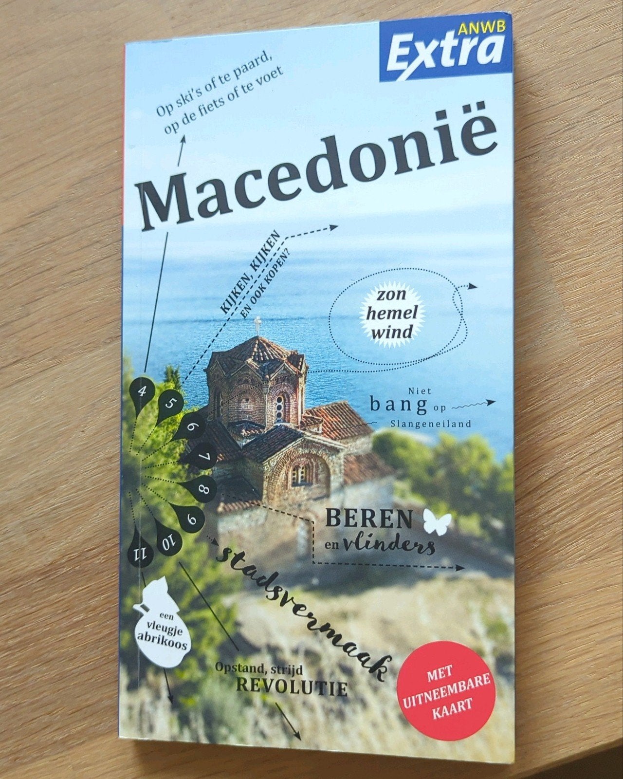 ANWB Extra Reisgids Macedonië met uitneembare kaart, Europa, Ophalen of Verzenden, Zo goed als nieuw, Reisgids of -boek