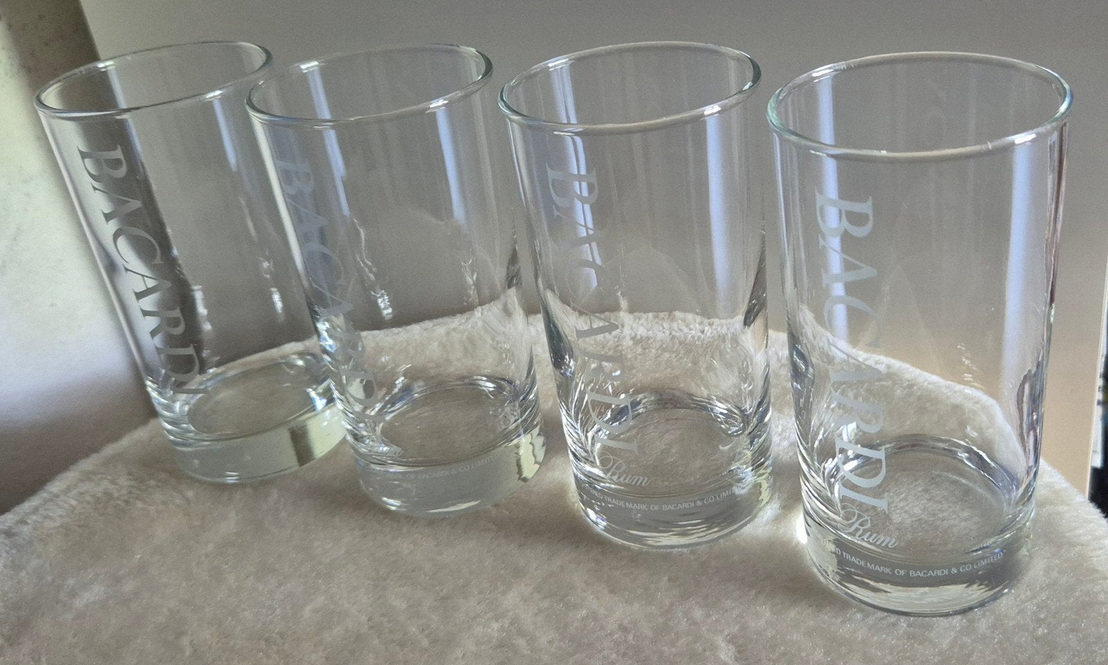 4 Bacardi Rum glazen, Ophalen of Verzenden, Zo goed als nieuw