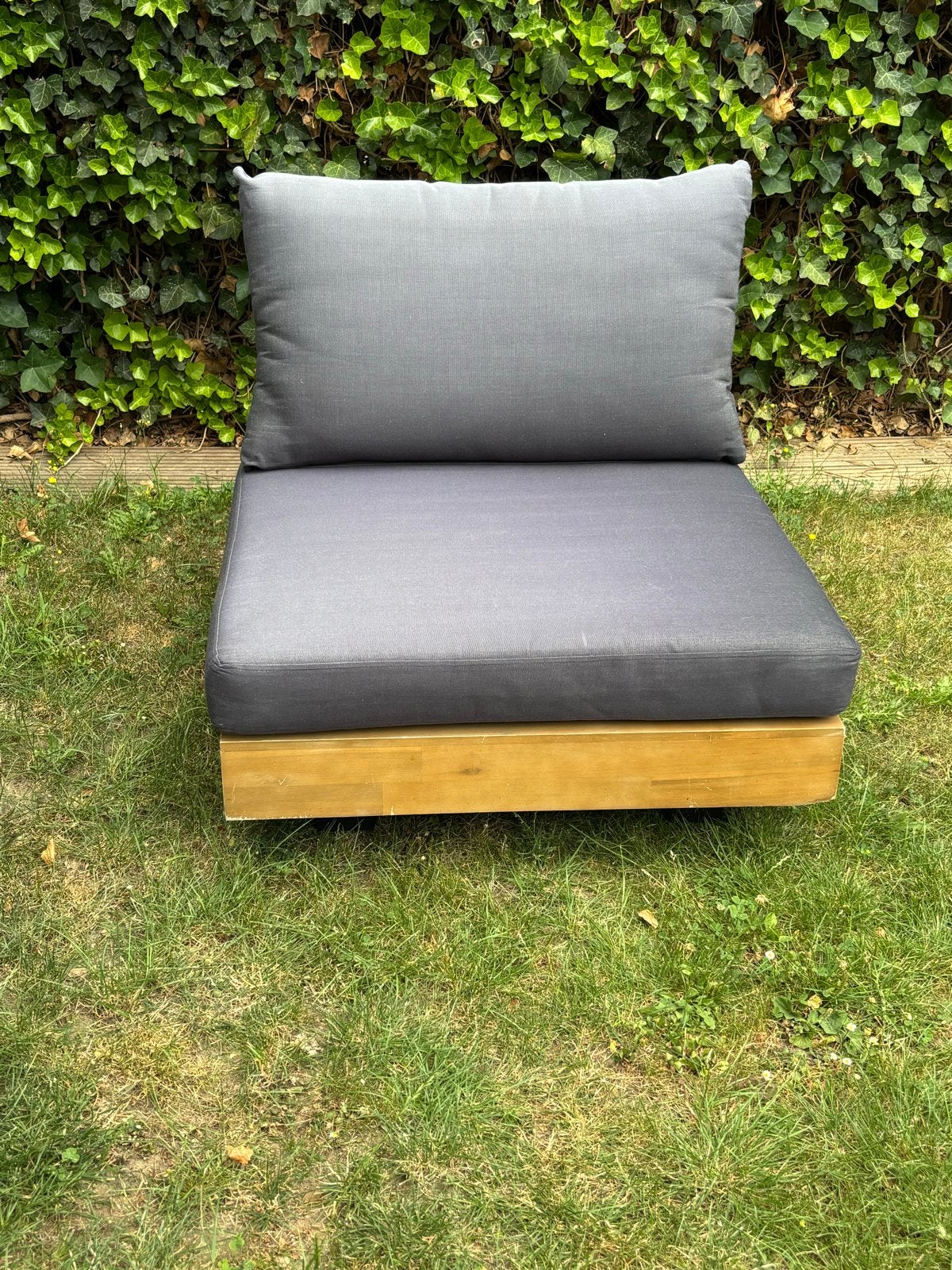 Karwei loek module midden (balkon) buiten bankje, Ophalen, Gebruikt, Loungeset, Bank