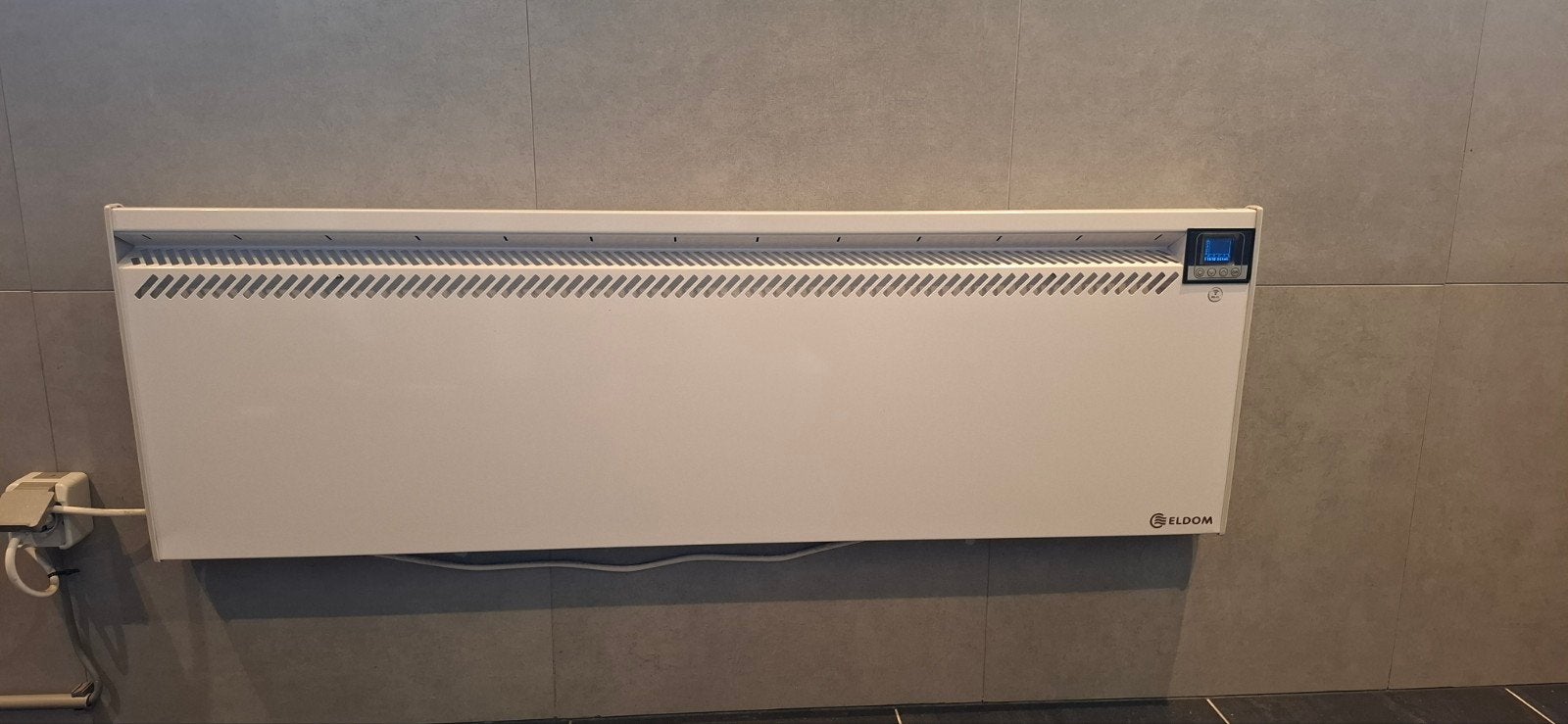 Eldom elektrische wandconvector met elektronische bediening, Ophalen, 30 tot 80 cm, Kachel, Zo goed als nieuw