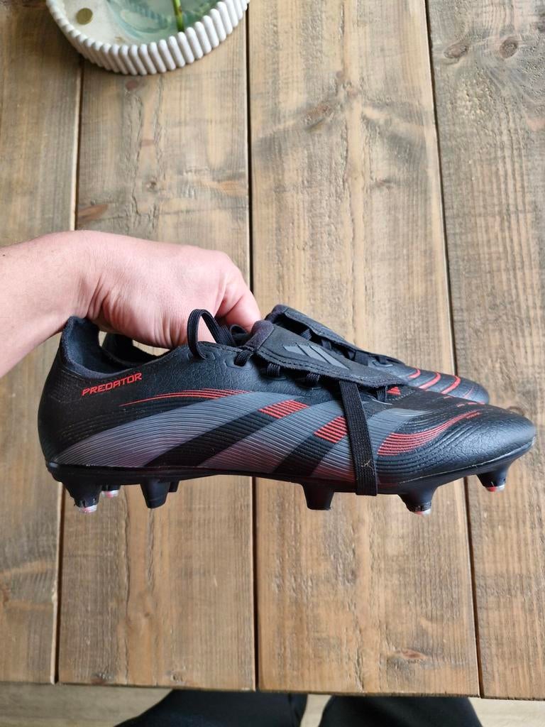 Adidas Predator SG Voetbalschoenen Maat 44, Maat XS of kleiner, Schoenen, Ophalen of Verzenden, Zo goed als nieuw