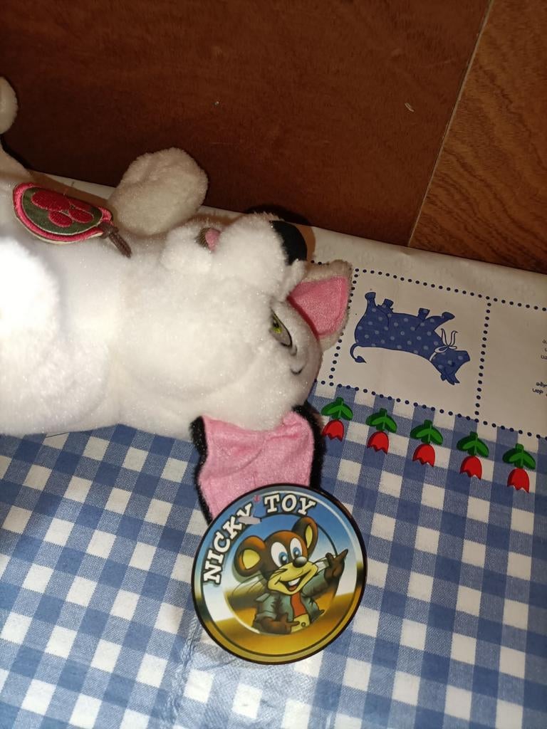 Nicky Toy hond knuffel wit met zwarte vlekken, Ophalen of Verzenden, Zo goed als nieuw