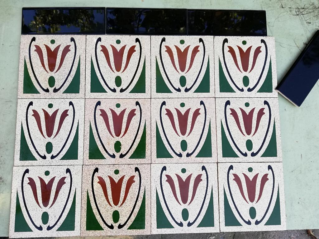 45 st jaren 20-30 antieke tegels met tulp groen/zwart/cognac, Ophalen