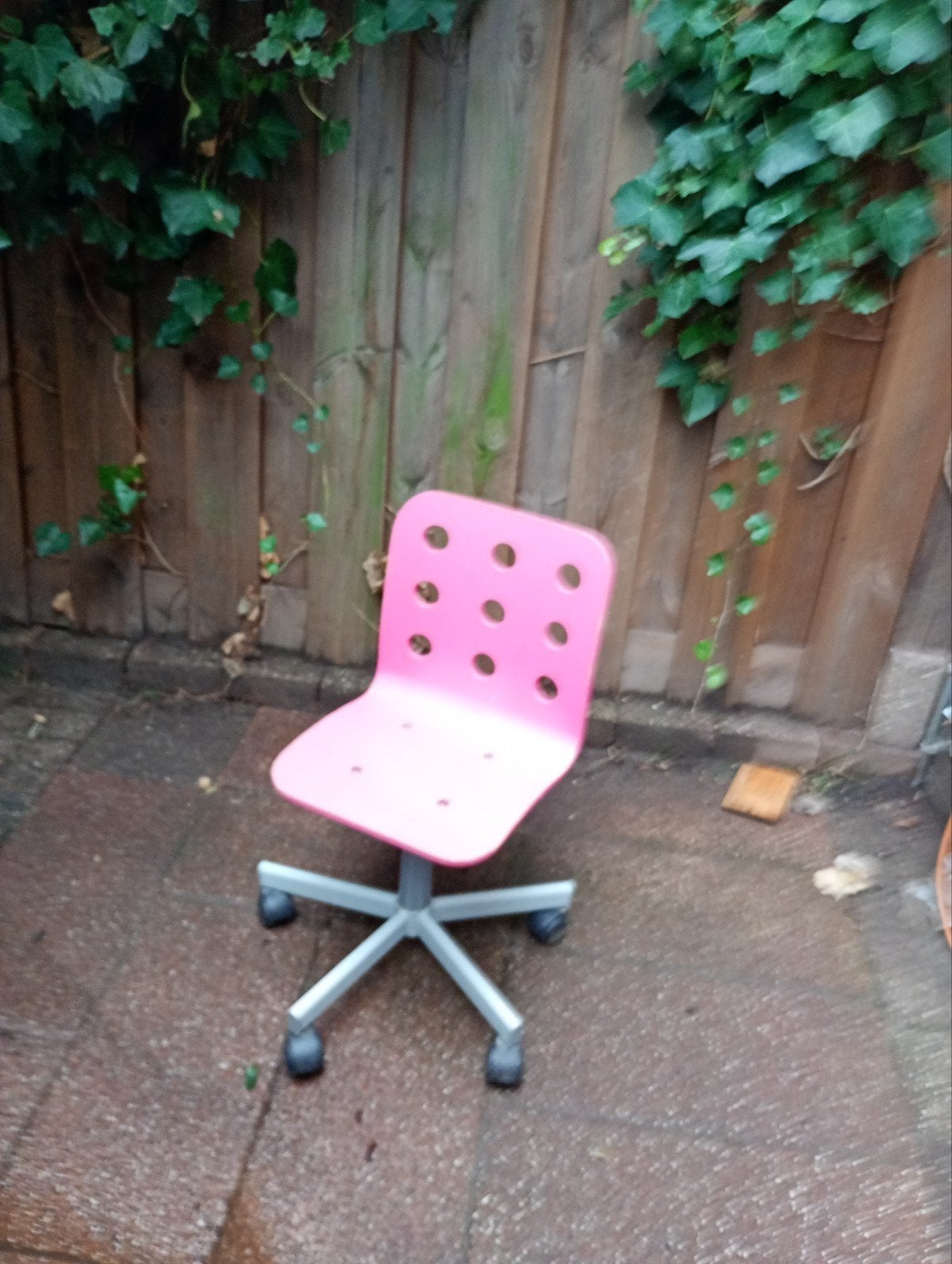 Roze bureaustoel voor kinderen, Huis en Inrichting, Bureaustoelen, Ophalen, Gebruikt, Roze, Bureaustoel