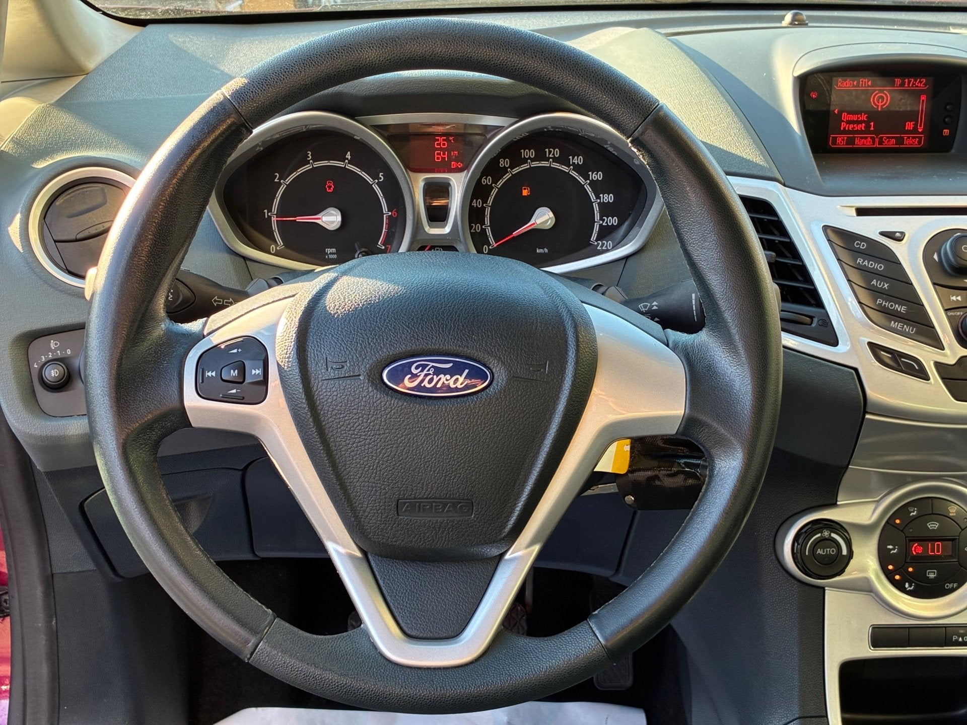 Ford Fiesta 1.25 Trend|1e Eigenaar|Climatronic|Stoel Verw.|L, Voorwielaandrijving, Euro 5, 4 cilinders, 82 pk