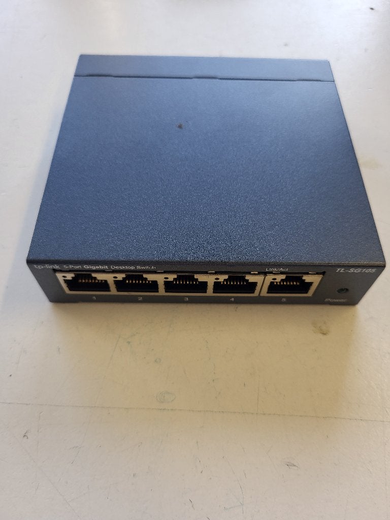 TP-Link TL-SG105, 5 ports ethernet switch 1000mbps, Ophalen of Verzenden, Gebruikt