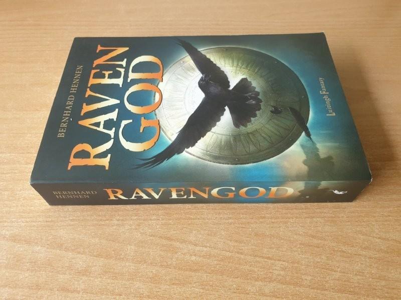 Bernhard Hennen - Ravengod, Boeken, Ophalen of Verzenden, Gelezen, Bernhard Hennen