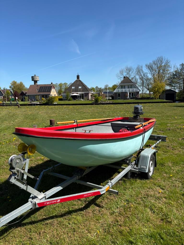 Complete boot met motor en trailer, Watersport en Boten, Ophalen, Zo goed als nieuw, Minder dan 70 pk, 3 tot 6 meter