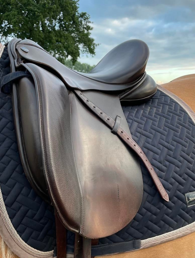 Euroriding Diamant Bruin 16,5 inch, Dieren en Toebehoren, Paarden en Pony's | Zadels, Ophalen of Verzenden, Gebruikt, Dressuur