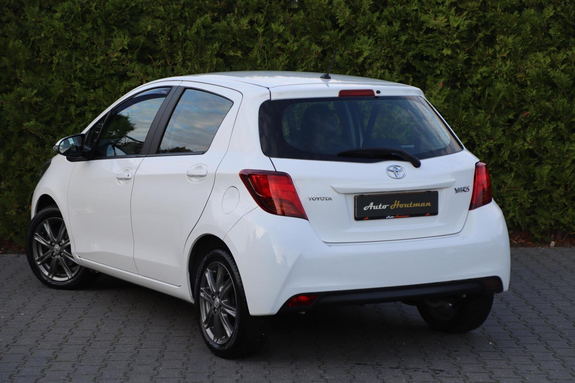 Toyota Yaris 1.0 VVT-i Aspiration 🚗 | 85.951 KM | AIRCO, Voorwielaandrijving, Euro 6, Handgeschakeld, 3 cilinders