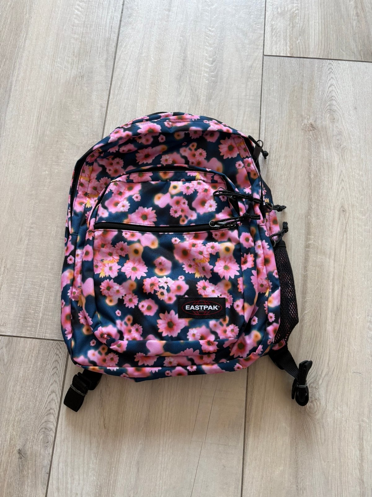 Eastpak rugzak. Roze bloemen, Ophalen of Verzenden, Nieuw, Roze, Rugtas