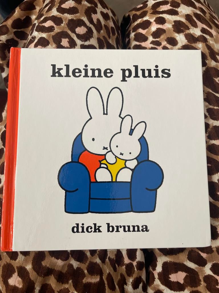 Kleine Pluis - Dick Bruna (Nijntje), Boeken, Ophalen of Verzenden, Gelezen, Sprookjes
