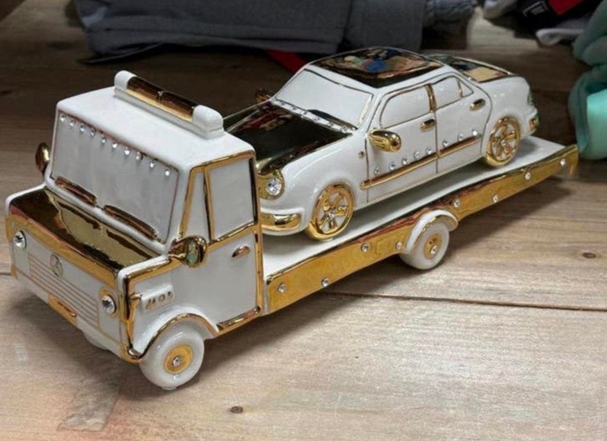 Capodimonte Mercedes Oprijwagen met 24kt bladgoud en Swarovs, Ophalen of Verzenden