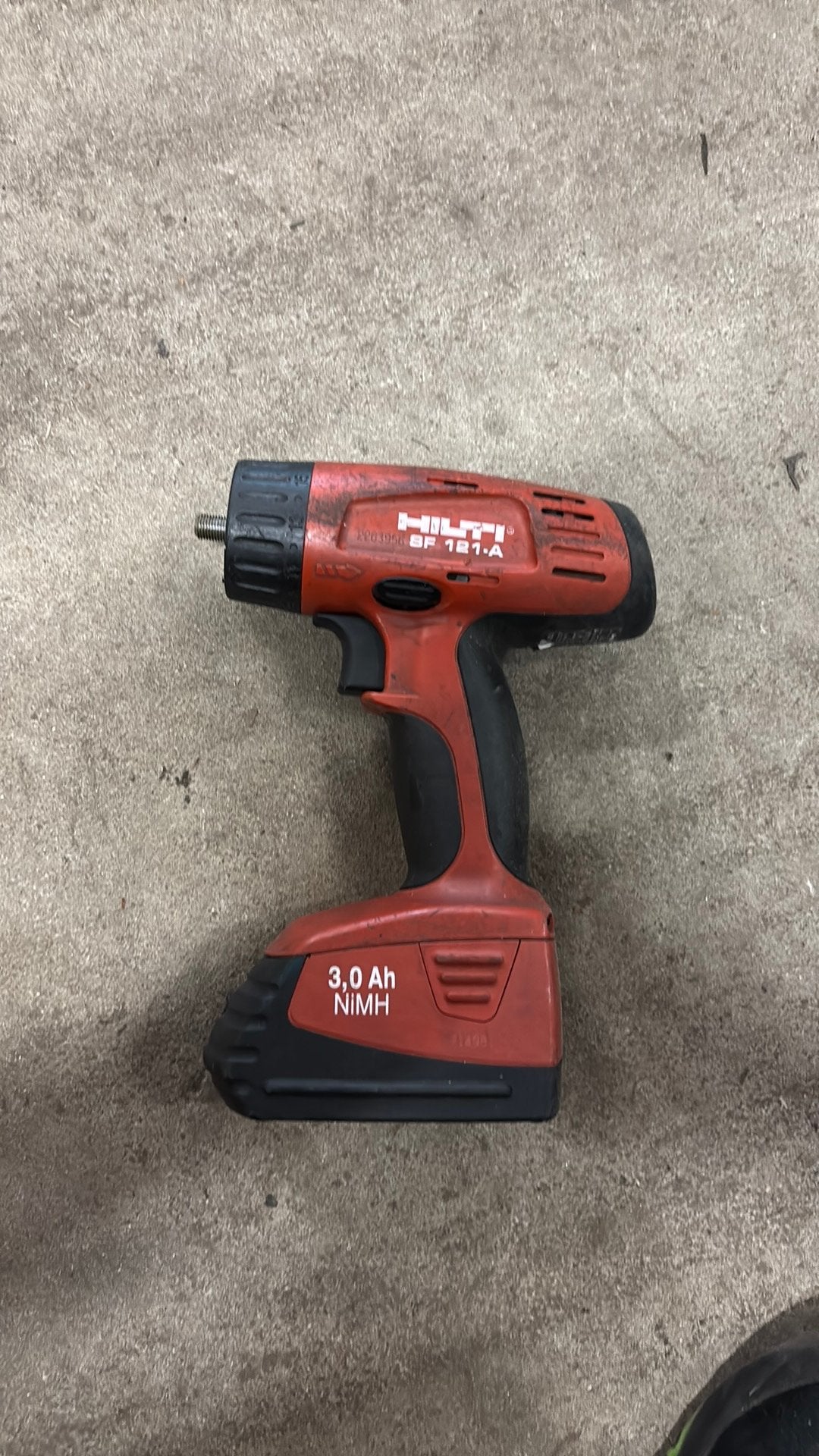 Hilti sf 121 A  werking onbekend, Ophalen of Verzenden, Zo goed als nieuw, Boormachine
