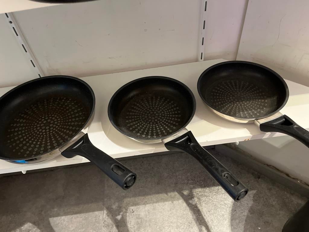 3 Pyrex Bakpannen - 1x 26 cm, 2x 20 cm, Huis en Inrichting, Keuken | Potten en Pannen, Ophalen of Verzenden, Gebruikt, Overige materialen