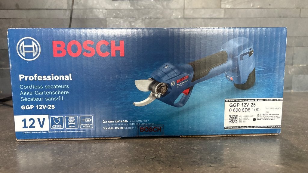 BOSCH Professional Accu takkenzaag GGP12 V-25accu en lader, Ophalen, Nieuw, Overige typen