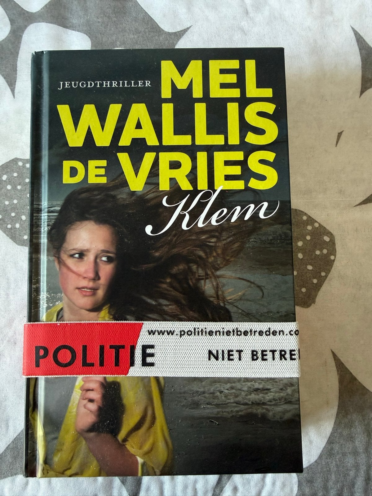 Mel Wallis de Vries - Klem (Jeugdthriller), Boeken, Ophalen of Verzenden, Nieuw
