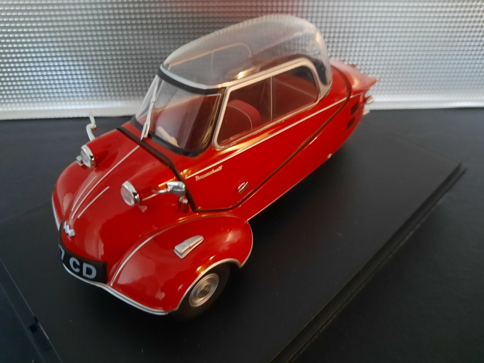 Messerschmitt KR200 Buble Car 
Schaal 1:18, Overige merken, Oxford, Auto, Ophalen of Verzenden