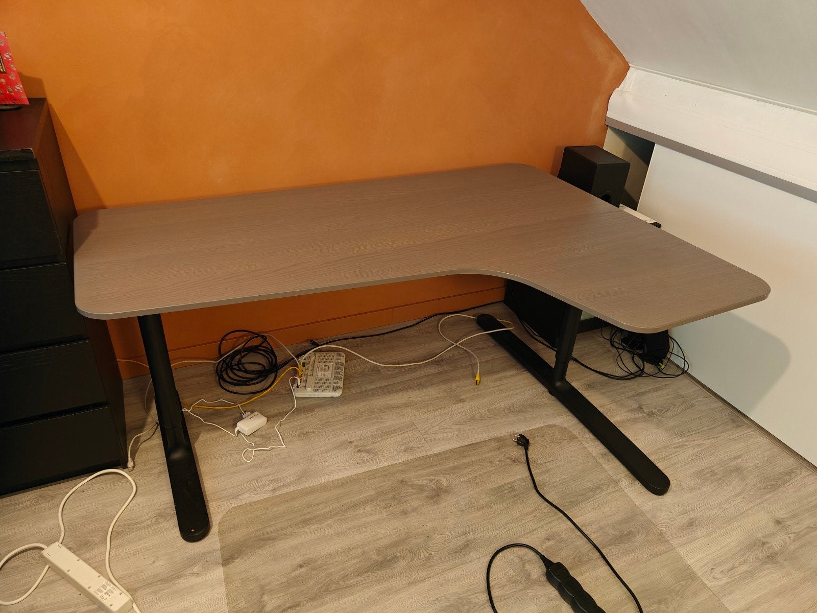 IKEA Bekant Hoekbureau 160x110/60 - Uitbreidbaar, Huis en Inrichting, Ophalen, Demontabel, Gebruikt, Spaanplaat of MDF