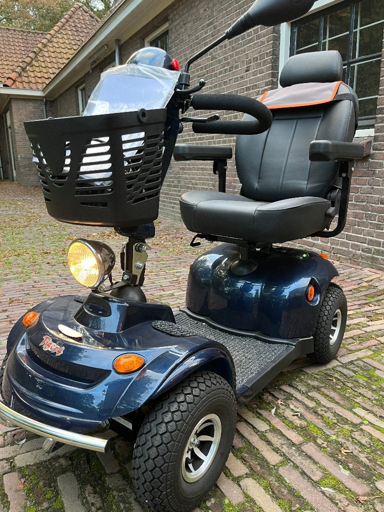 NIEUW ! Mango Tiger 4 wiel scootmobiel Foto's spreken v zich, Ophalen of Verzenden, Inklapbaar, Nieuw, Elektrische rolstoel