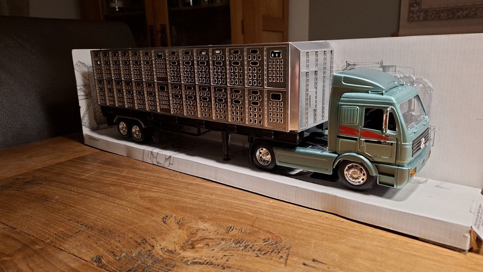 Mercedes-Benz Truck 1853 S met veetrailer - LongHaul, 1:32 tot 1:50, Nieuw, Truck, Ophalen
