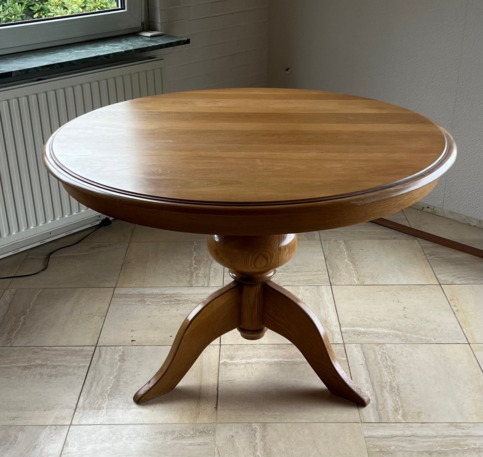 Ronde houten tafel doorsnee 110cm, Ophalen