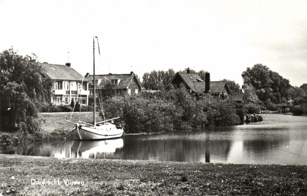 Dordrecht, Vlijweg - boot - ongelopen, Ophalen of Verzenden, 1960 tot 1980, Ongelopen, Zuid-Holland