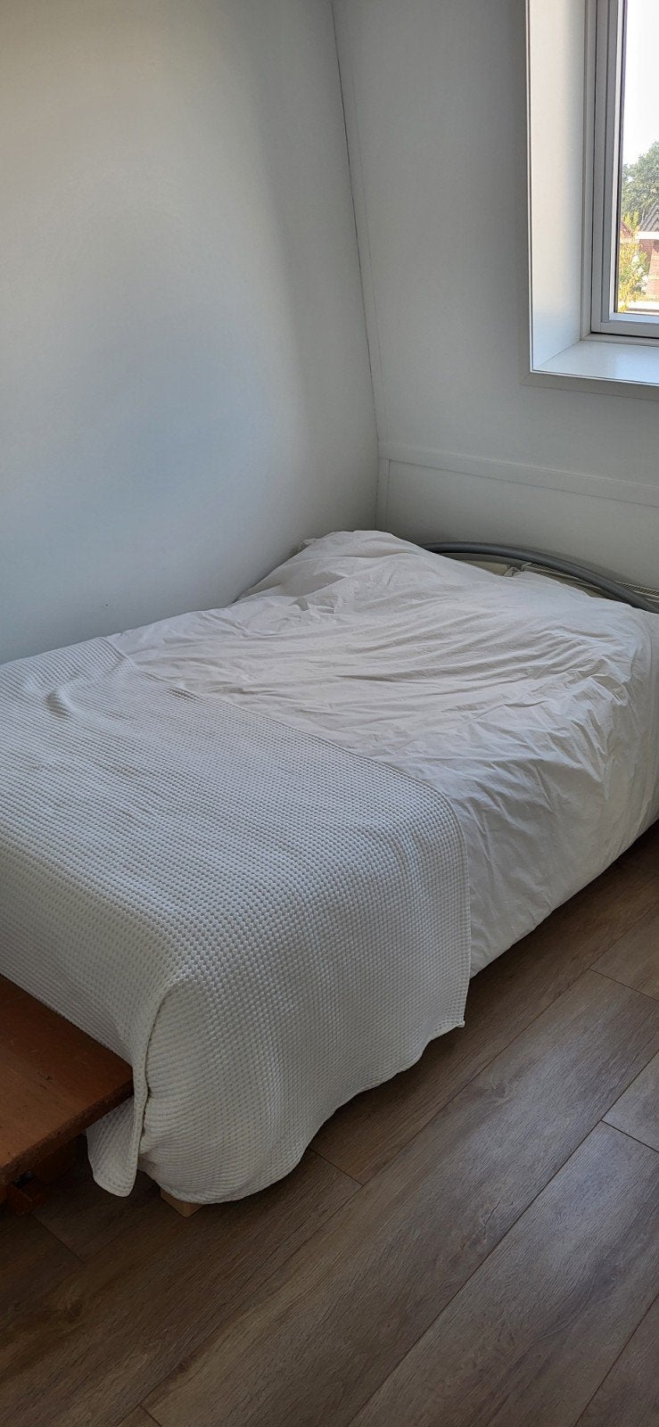Bed 120x200 cm met matras en eventueel dekbed, Ophalen, Twijfelaar, Hout, 120 cm