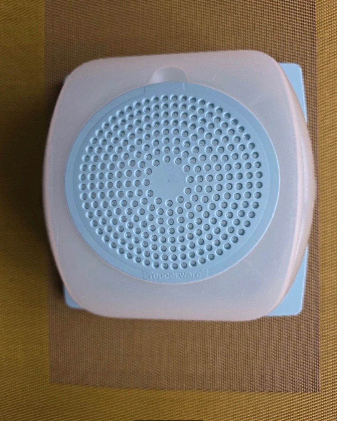 Tupperware kaasdoos met luchtfilter prima staat, Ophalen of Verzenden, Detector, Sensor of Melder, Rook