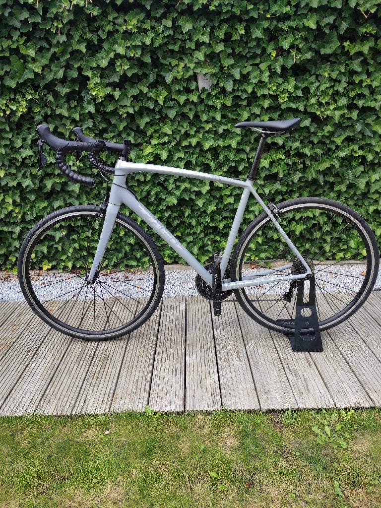 Trek Emonda ALR 5 2019, 28 inch, Gebruikt, Aluminium, 57 tot 61 cm