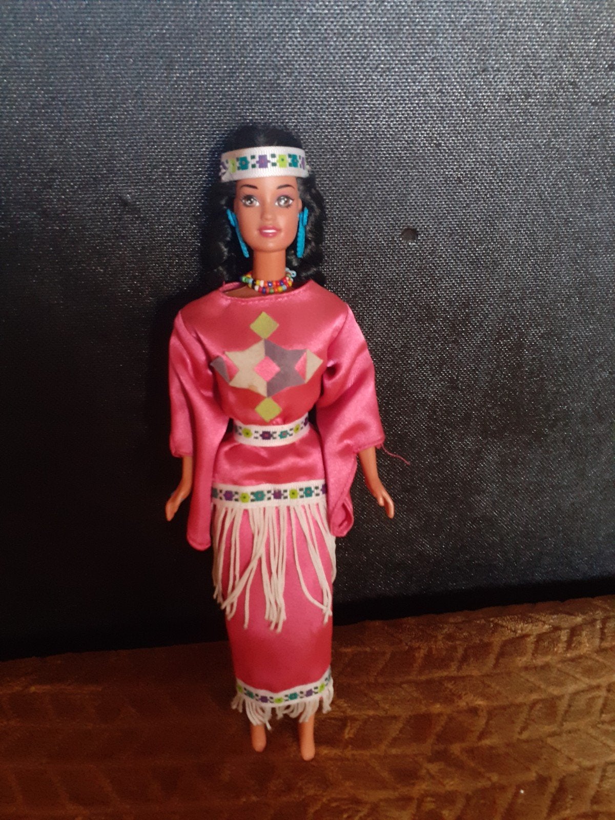 Barbie Native American doll, Verzamelen, Ophalen of Verzenden, Zo goed als nieuw, Fashion Doll