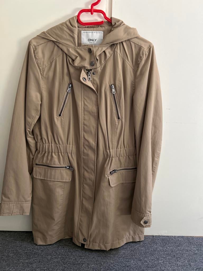 Nieuwe Only parka jas maat M, Kleding | Dames, Ophalen, Nieuw, Maat 38/40 (M), Beige