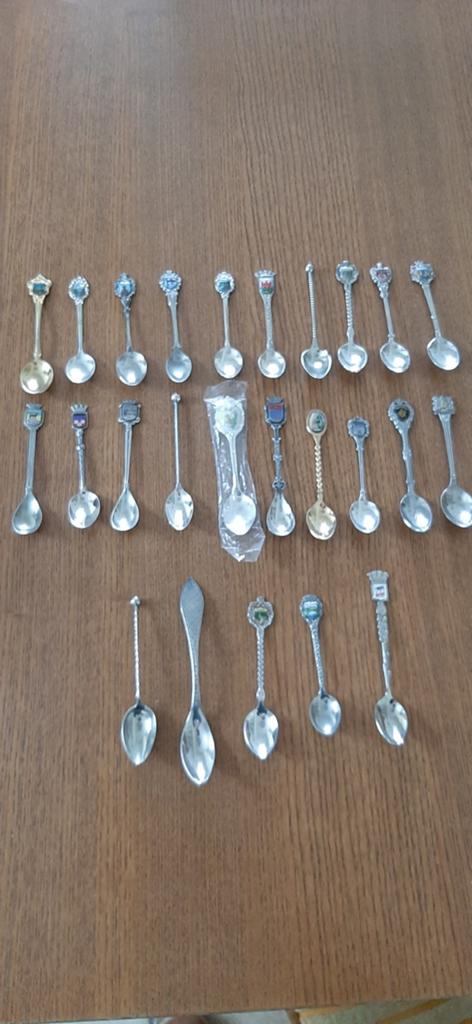 50 Theelepeltjes, Ophalen of Verzenden, Zo goed als nieuw, Porselein, Kop en/of schotel