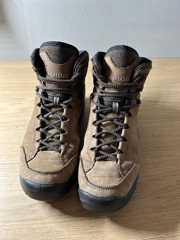 Lowa Wandelschoenen Bruin Maat 39,5, Ophalen of Verzenden, Gebruikt, Schoenen