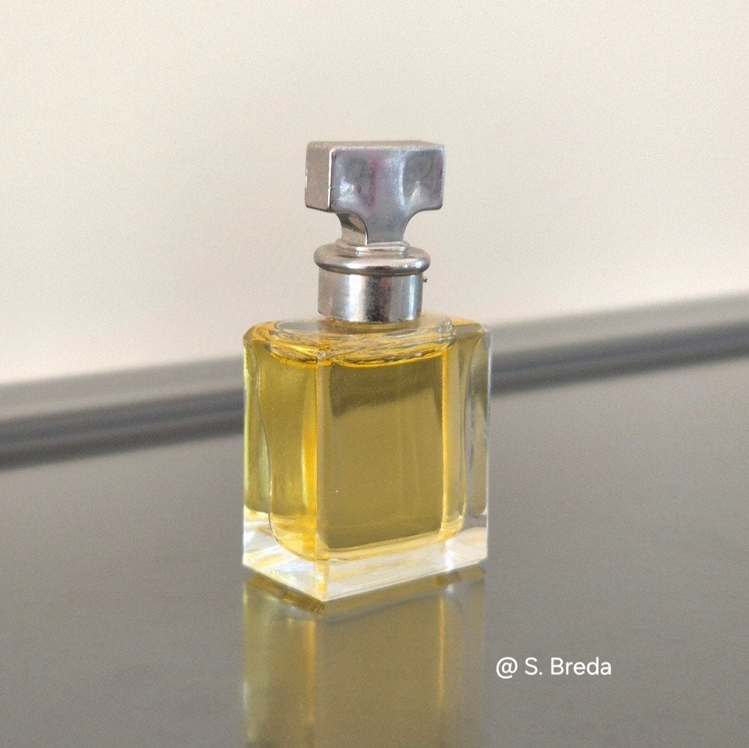 Calvin Klein - Eternity Women - volle miniatuur, Ophalen of Verzenden, Zo goed als nieuw, Miniatuur, Gevuld