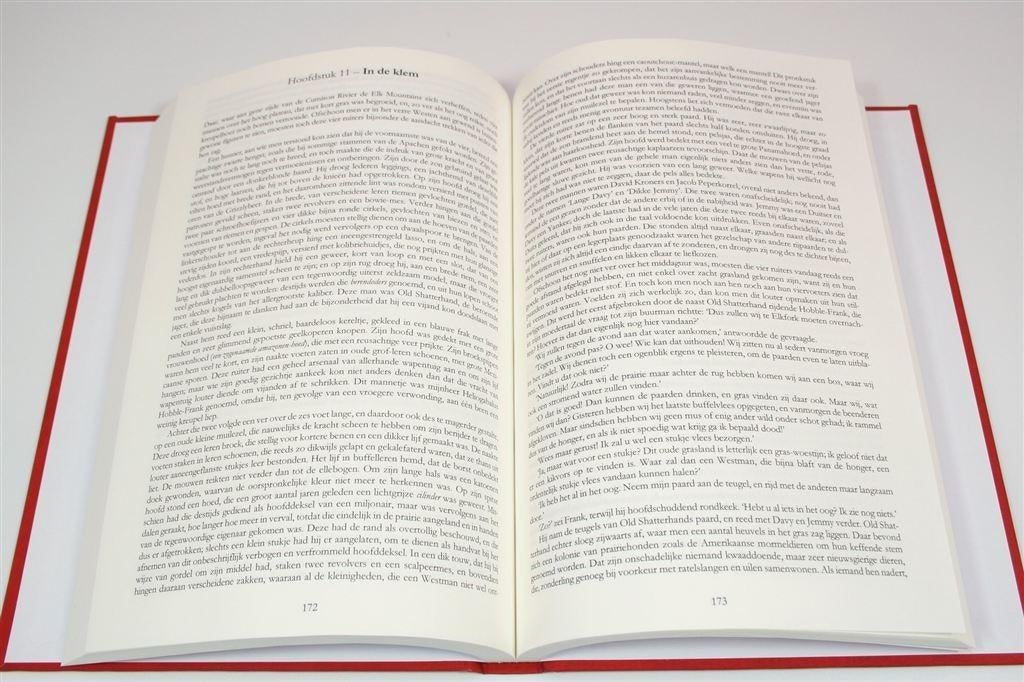 Schat In Het Zilvermeer — Karl May Reisavonturen — Hardcover, Boeken, Ophalen of Verzenden, Zo goed als nieuw