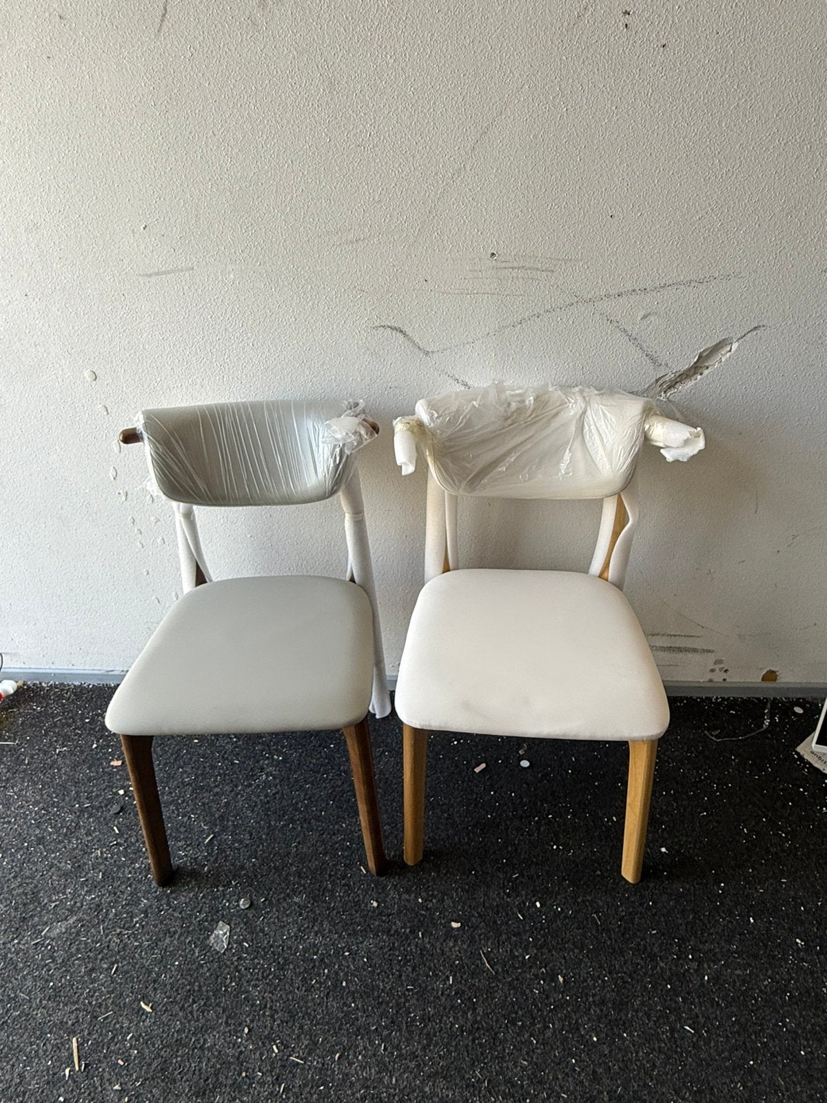 Japandi eetkamerstoelen nieuw walnoot en licht €60 per stuk, Ophalen of Verzenden, Zo goed als nieuw, Bruin, Vijf, Zes of meer stoelen