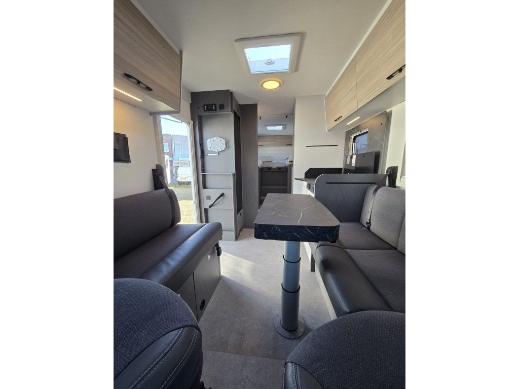 Etrusco Enkele bedden Face/Face, Caravans en Kamperen, Campers, Automaat, Ringverwarming, Fiat, Bedrijf