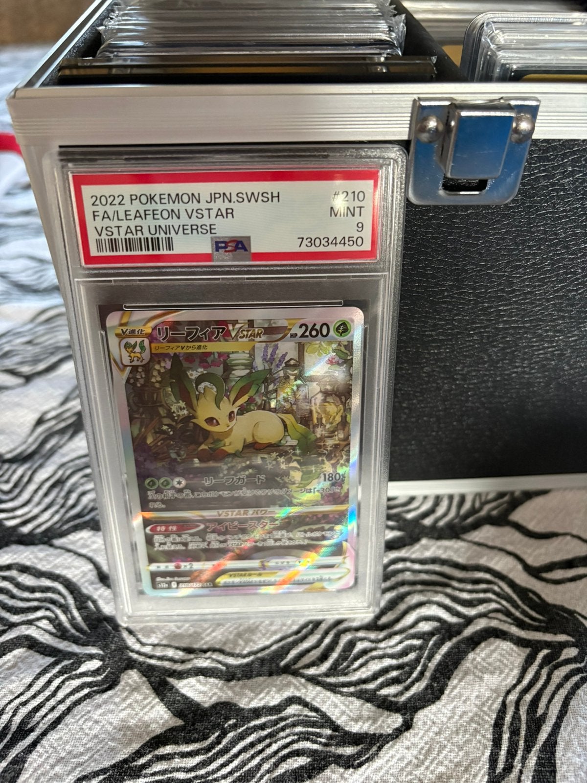 Leafeon full art psa 9, Ophalen of Verzenden, Zo goed als nieuw, Meerdere kaarten, Foil