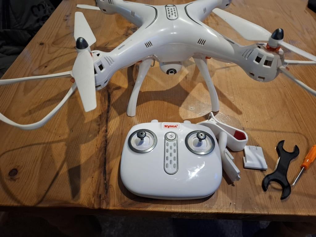 Syma X8Pro Drone QaudCopter € 70 + € 100 reserve onderdelen, Cameradrone, Syma, 100 tot 1000 meter, Zo goed als nieuw