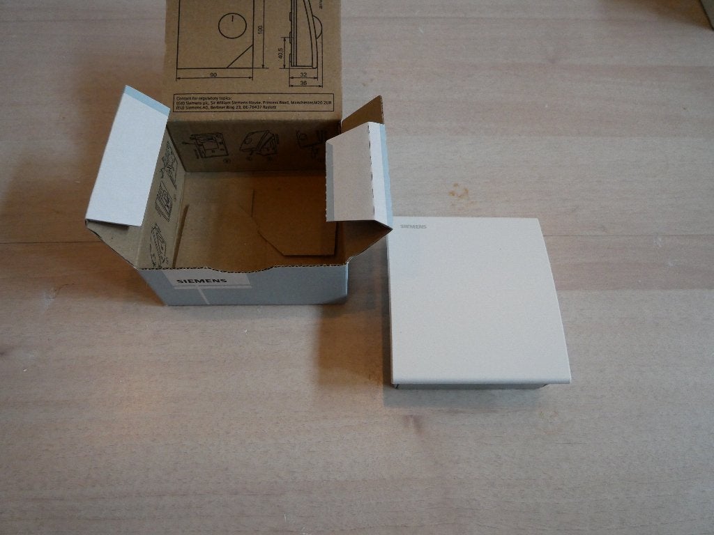 Siemens QAA24 Ruimtetemperatuuropnemer, Ophalen of Verzenden, Nieuw